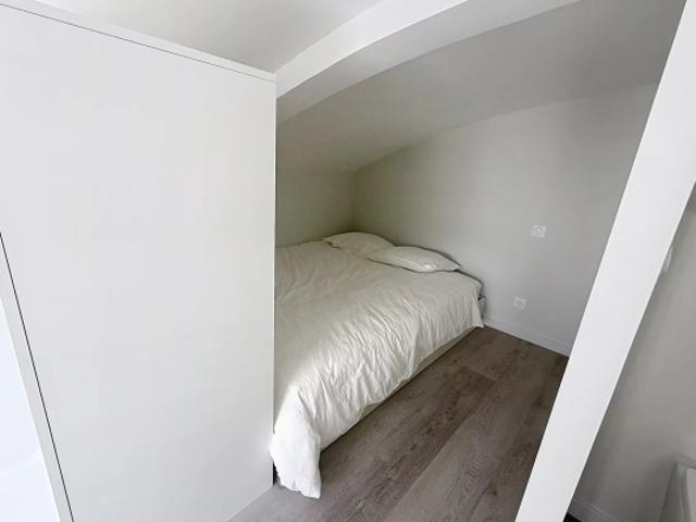 STUDIO MEZZANINE NEUF