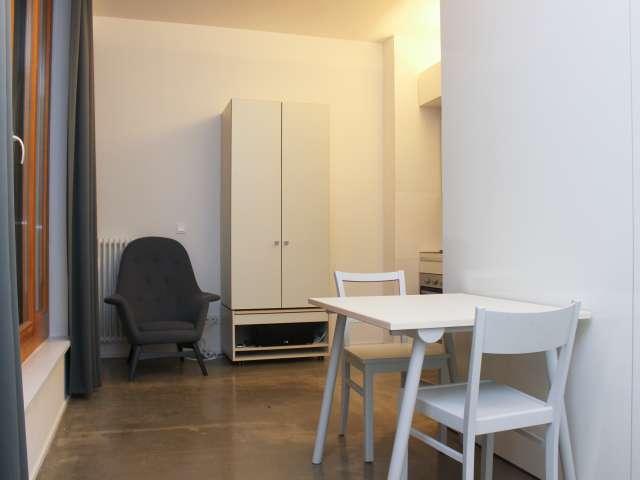 Studio zu vermieten in Berlin