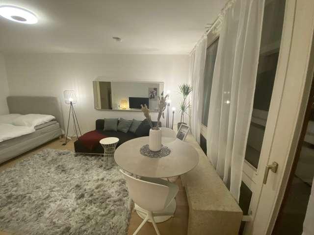 Studio mit Balkon in München zu vermieten