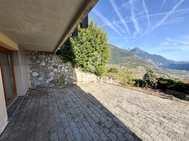 Studio mit Terrasse und herrlicher Aussicht auf die Ebene!