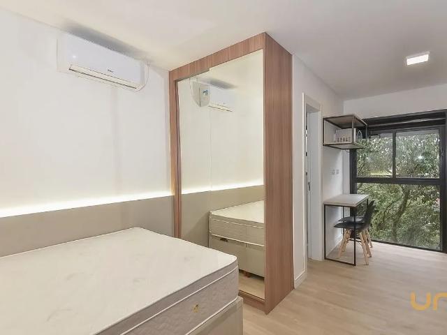 Stúdio no Água Verde de 20 m² com 1 quarto