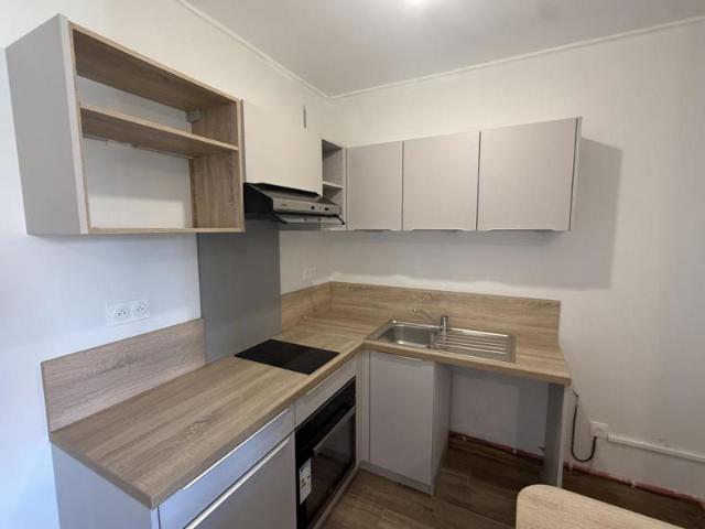 Studio non meublé 35m2 Rue des Capucins