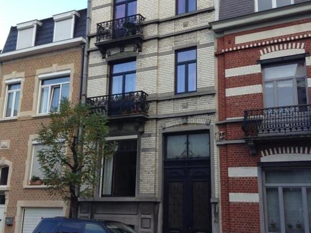 studio non meublé à louer