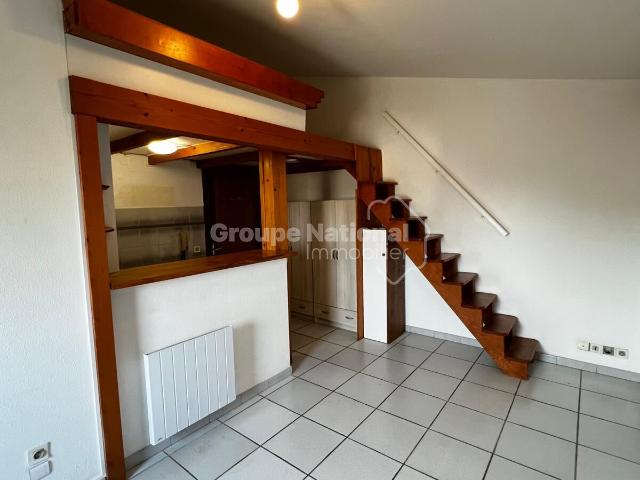 Studio non meublé avec mezzanine 22 m² en location à SAINT PERAY