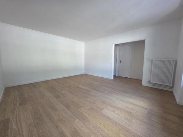 Studio non meublé Boulevard Victor Hugo