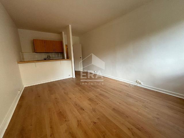 Studio non meublé près de la place Victor Hugo