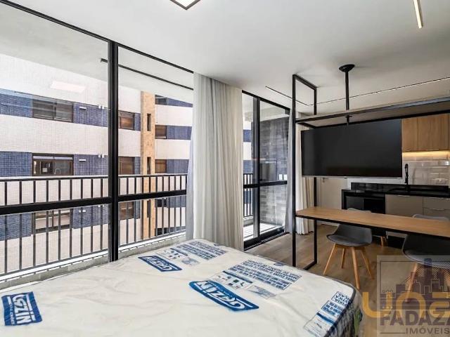 Studio na Coronel Dulcídio Batel Curitiba PR, aluguel por R$ 2.750