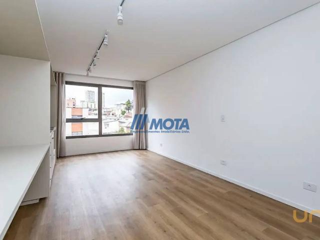 Studio na Mateus Leme São Francisco Curitiba PR, aluguel por R$ 2.500