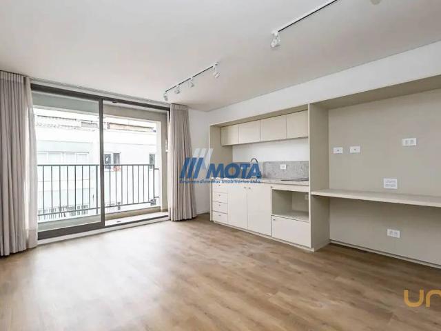 Studio na Mateus Leme São Francisco Curitiba PR, aluguel por R$ 2.700
