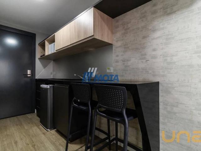 Studio na Riachuelo Centro Curitiba PR, aluguel por R$ 1.700