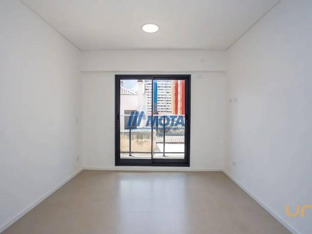 Studio na Treze de Maio Centro Curitiba PR, aluguel por R$ 1.850
