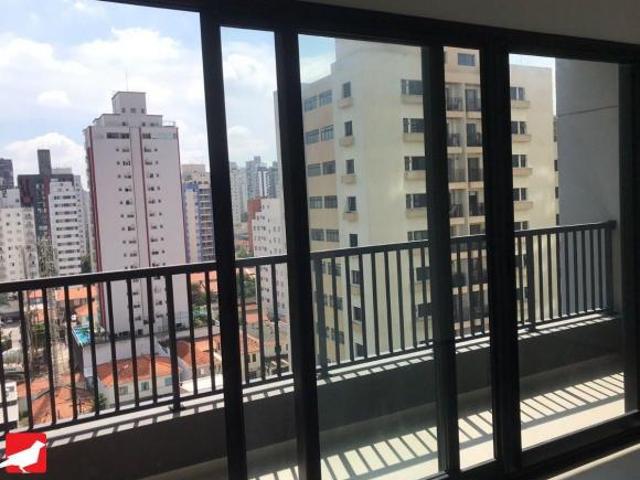 Studio na Vila Olímpia com 28m², com Varanda e 1 vaga
