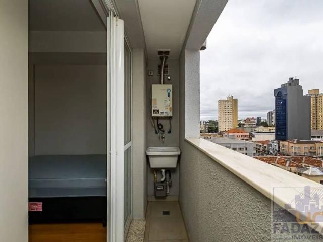 Studio na Visconde de Guarapuava Centro Curitiba PR, aluguel por R$ 2.150