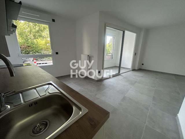 STUDIO NEUF à louer LOGNES