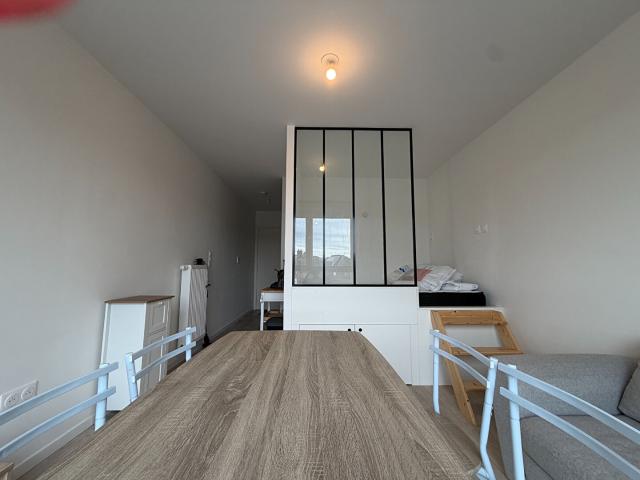Studio neuf à Louviers meublé