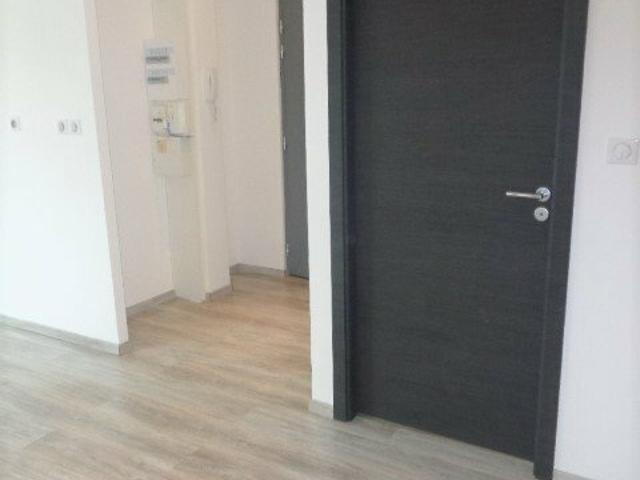 Studio NEUF de 25 m² en RDC avec cuisine équipée et parking privé