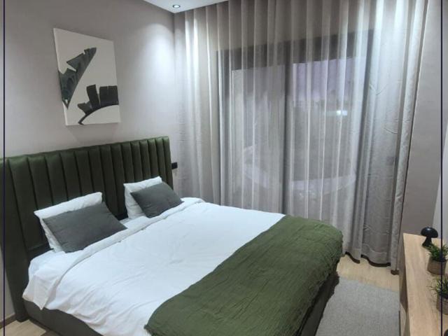 Studio neuf meublé avec goût avec balcon ? Oasis | 7 500 DH