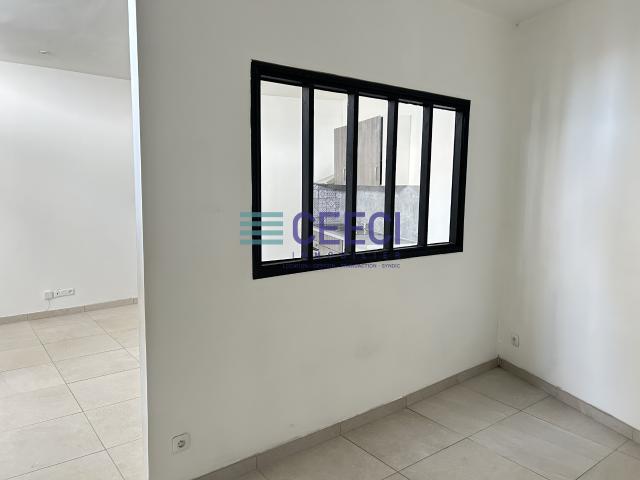 STUDIO RUE DU POT D'ETAIN