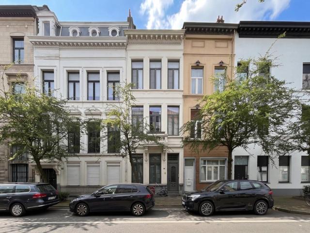 Studio near Marnix Square