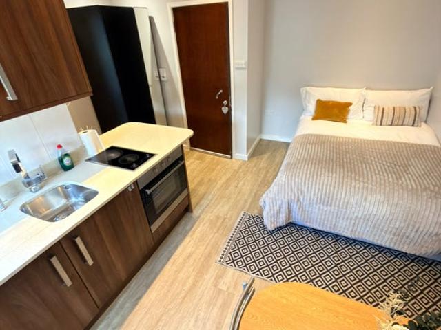 Studio Near Seven Sisters | Water & Wi Fi Included