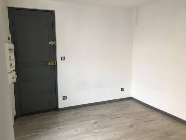 STUDIO SECTEUR LA HOTOIE DANS RÉSIDENCE SÉCURISÉE
