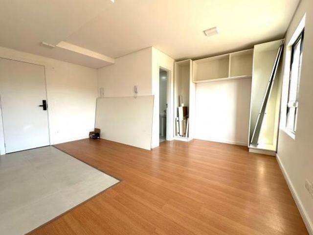 Studio semi mobiliado no Tingui – moderno e funcional