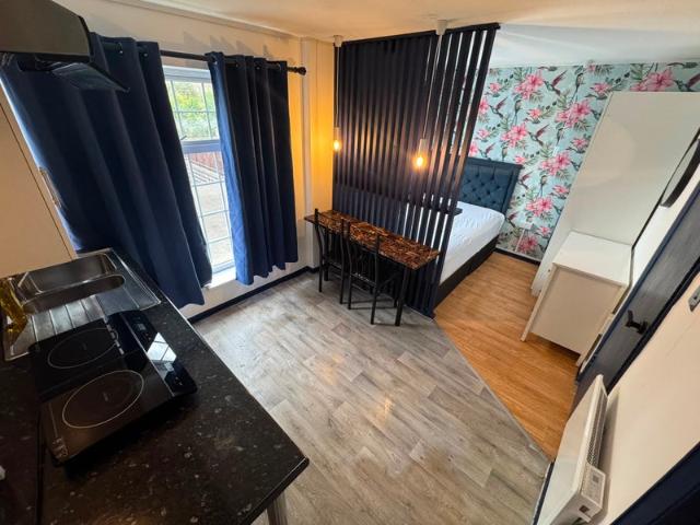 Studio Single Use 9 Min from Bakerloo/ Wembley