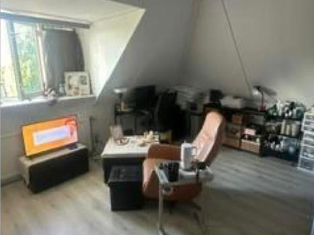 Studio Studio Surface Area: 50m2 Available from: 2026 10 25