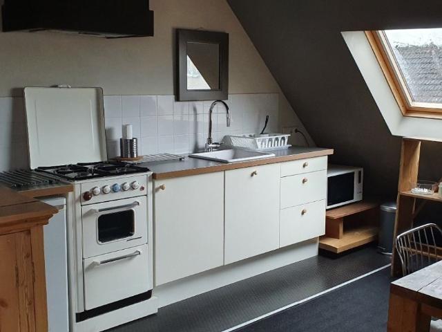 Studio Studio Surface Area: 60m2 Available from: 2026 12 01