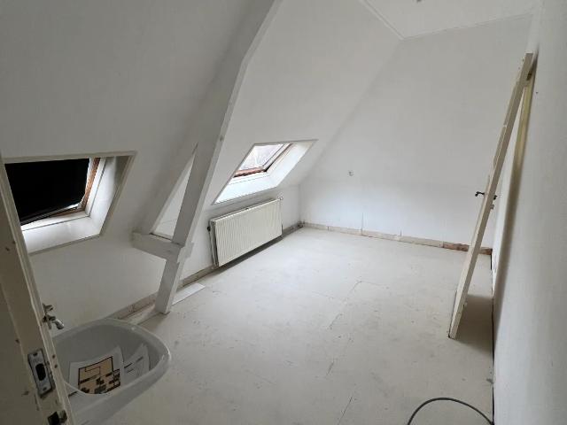 Studio Studio Surface Area: 13m2