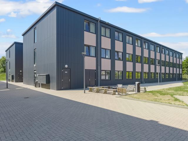 Studio Studio Surface Area: 15m2
