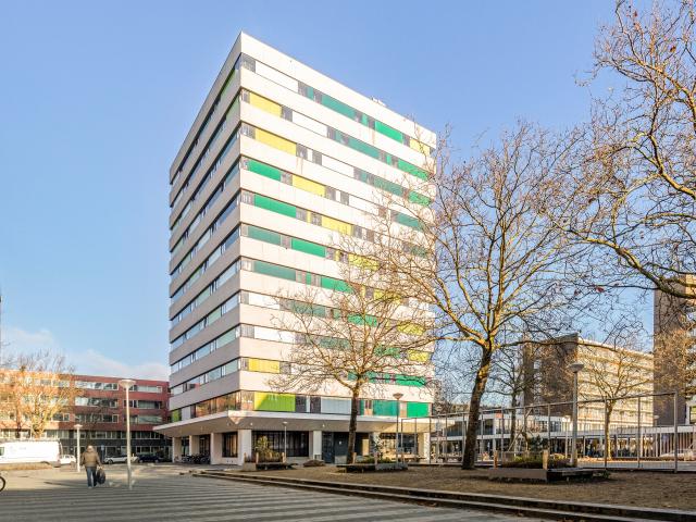 Studio Studio Surface Area: 21m2