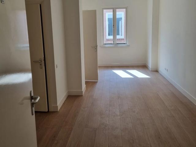 Studio Studio Surface Area: 27m2