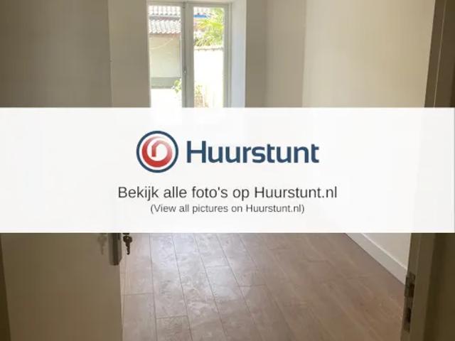 Studio Studio Surface Area: 34m2