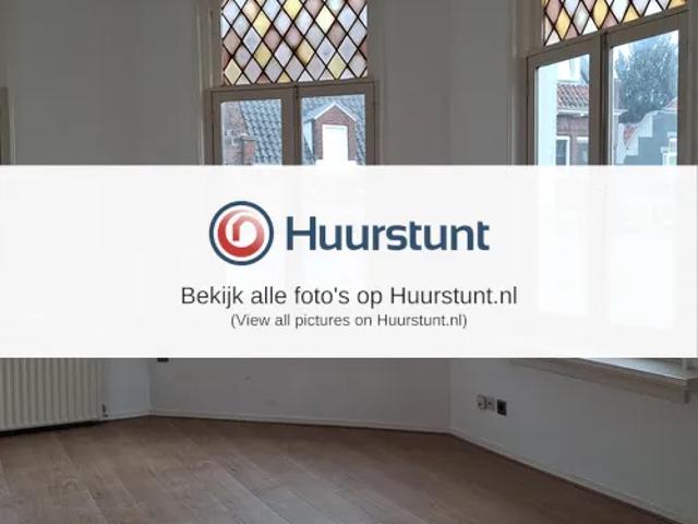 Studio Studio Surface Area: 35m2