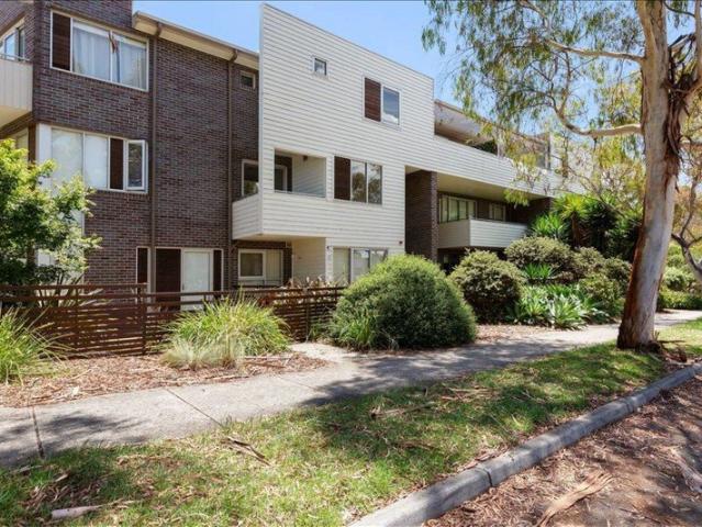 Studio Style Apartment in Uni Hill