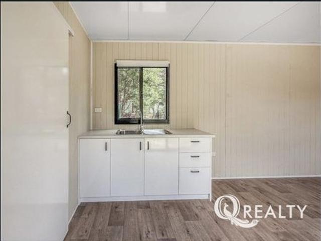 Studio Style Granny Flat Modern Bathroom!