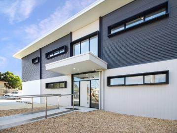 STUDIO STYLE ROOMING HOUSE APARTMENTS AVAILABLE