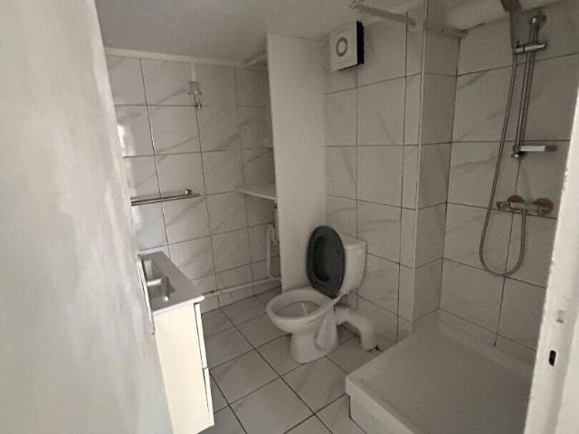 Studio sur SAINT VICTORET