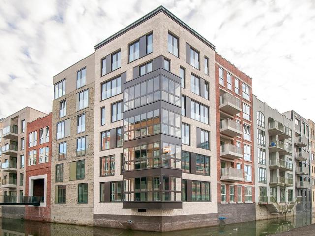 Studio Surface Area: 58m2 Furnished