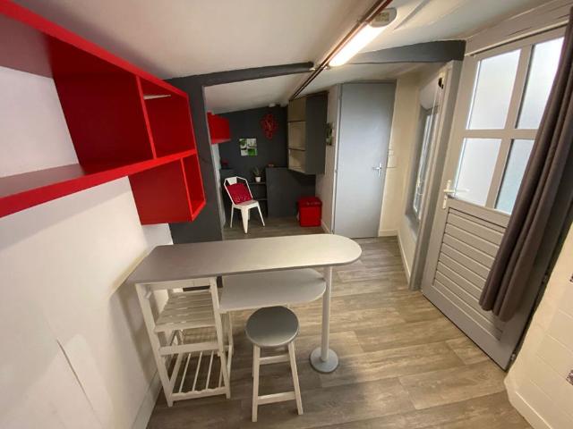 Studio POITIERS – centre ville de Poitiers – 12.07 m²