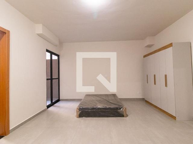 Studio para alugar com 27m², 1 quarto e sem vaga