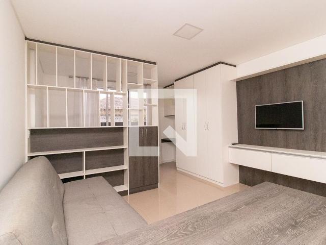 Studio para alugar com 32m², 1 quarto e sem vaga