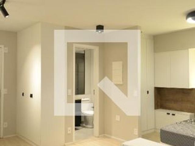 Studio para alugar com 32m², 1 quarto e sem vaga