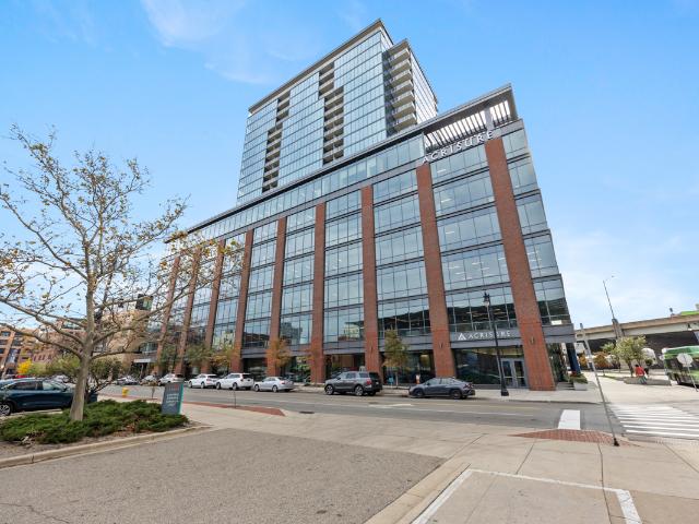 STUDIO PARK TOWER AND LOFTS 1 Bedroom Apartment for Rent at 122 Oakes St Sw, Grand Rapids, MI 49503 Heartside Downtown Grand Rapids
