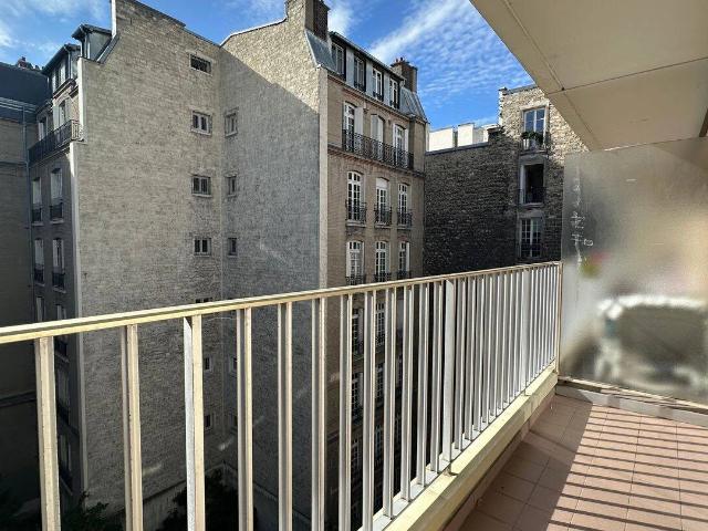 Studio Paris 17e