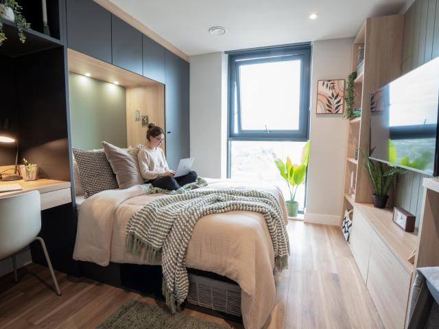 Studio Plus, Standard Floors to let at Fusion Brent Cross Town, 145 Claremont Road, Brent Cross, London, NW2 1FE | Accommodation for Students