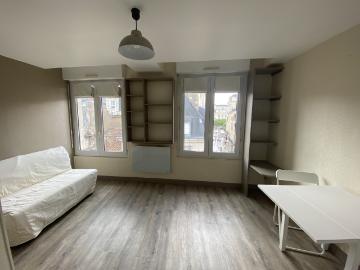 STUDIO PRET DE MEUBLES RUE DES GRANDES ECOLES