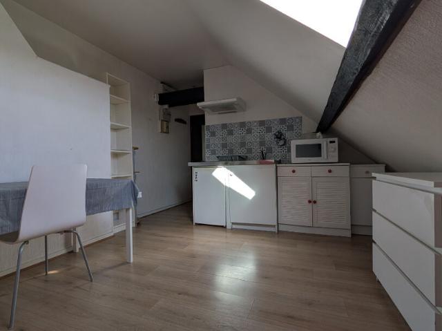 STUDIO Proche INSPE et Lycée Castel
