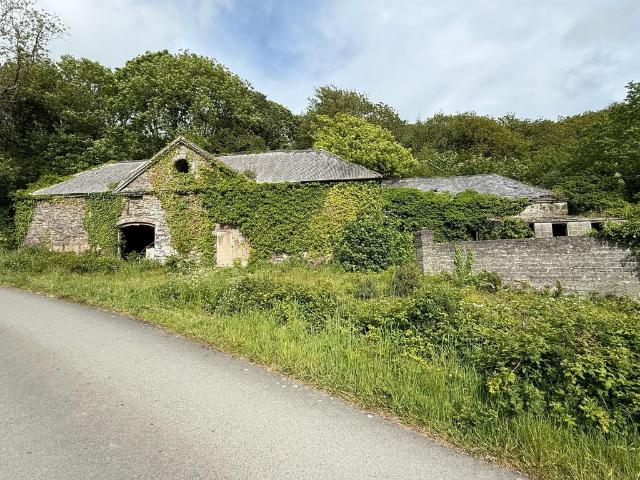 Studio property for sale